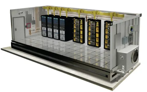 Vue en coupe d'un **data center extérieur** modulaire, avec des racks de serveurs, câblage jaune, système de climatisation et caméras de surveillance.